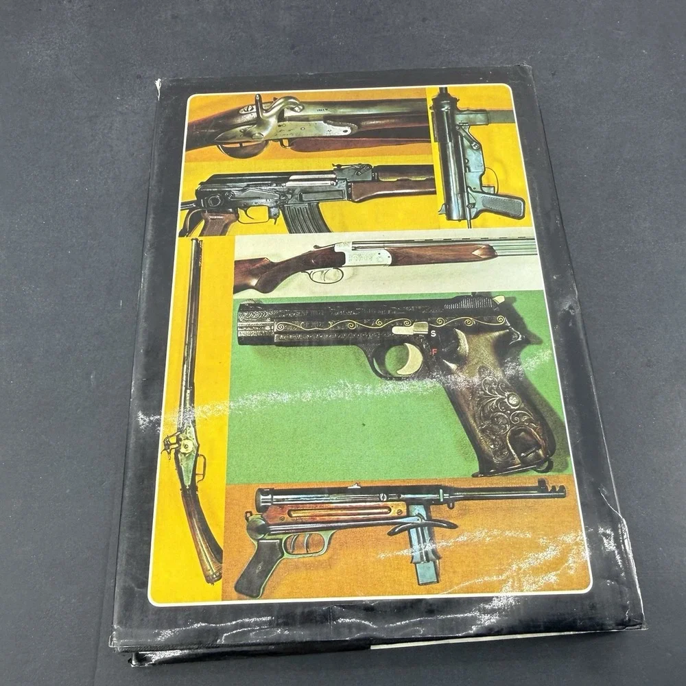 Modern Firearms by Yves Cadiou & Alphonse Richard 1977 Illustrated 1st Edition